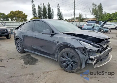 2024 Tesla Model Y z USA, uszkodzony, nr VIN 7SAYGDED1RF164490
